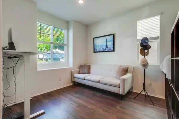 Fallbrook, CA 92028,235 Spotted Saddle WAY