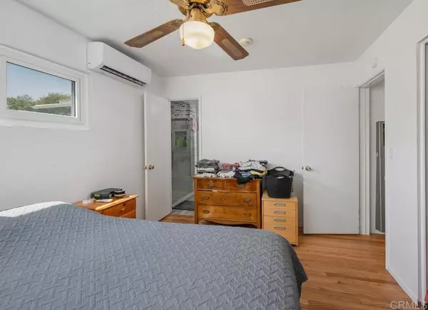 Escondido, CA 92027,2033 Lee Dr