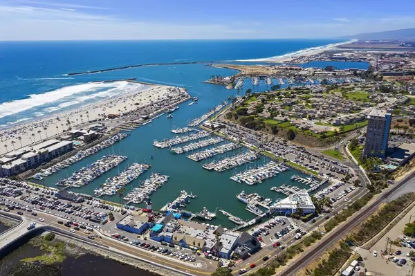 1200 Harbor DR N #9A, Oceanside, CA 92054