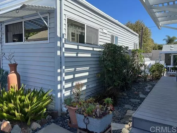 Encinitas, CA 92024,170 Diana ST #24