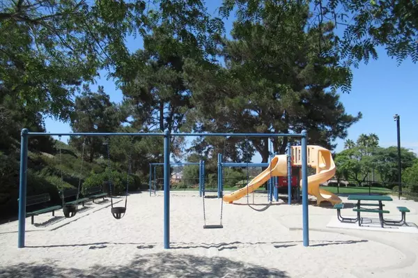 Oceanside, CA 92056,3678 Via Bernardo