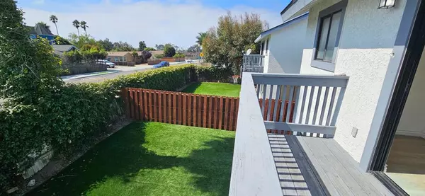 Encinitas, CA 92024,658 660 Santa Fe Drive