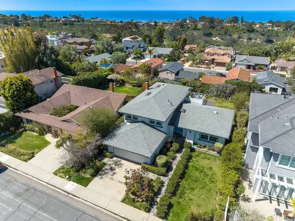 Del Mar, CA 92014,14132 Half Moon Bay DR