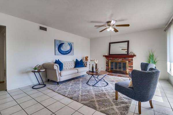 San Diego, CA 92139,3161 Manos DR