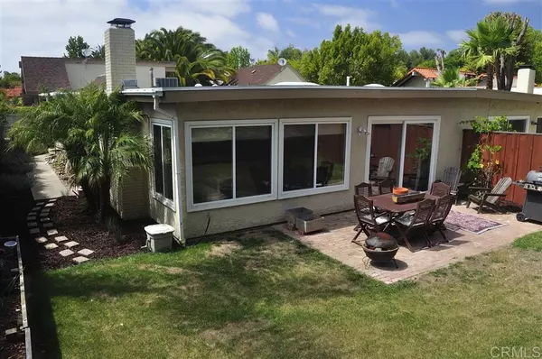 Carlsbad, CA 92009,2821 Cebu Pl