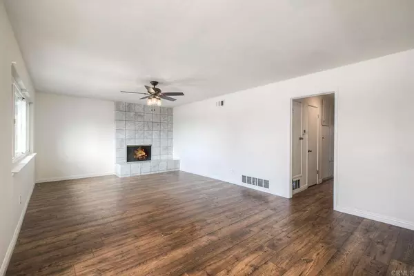 San Diego, CA 92110,4960 Sparks AVE