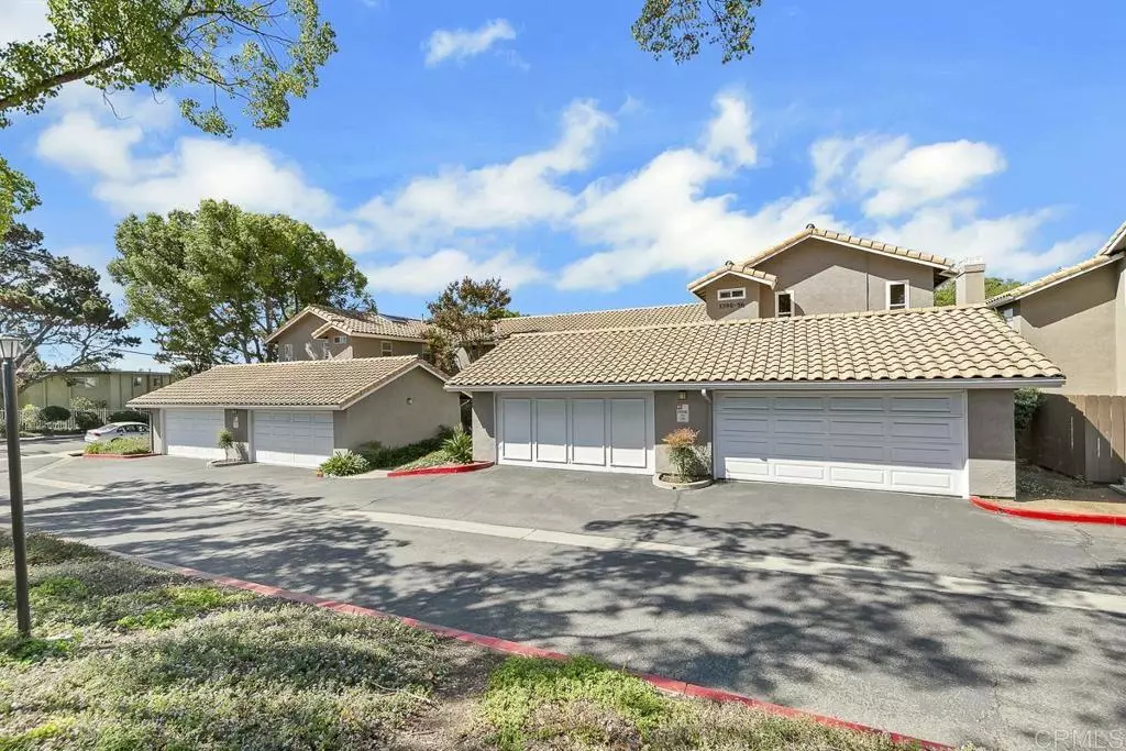 Vista, CA 92084,1390 Palomar PL