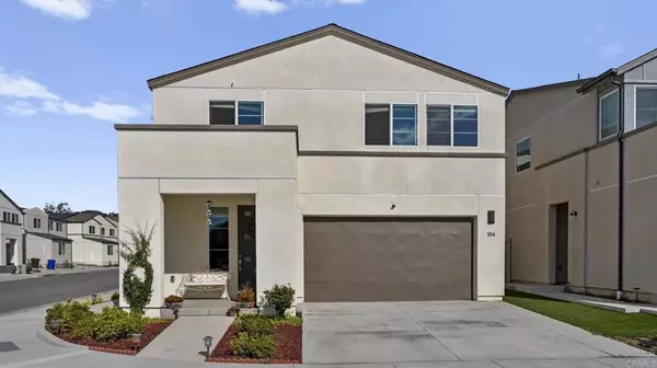Fallbrook, CA 92028,104 Lipizzan LN