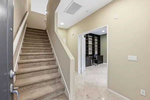 San Diego, CA 92127,16926 Vasquez Way #86