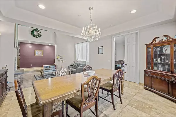 Vista, CA 92084,1175 York DR