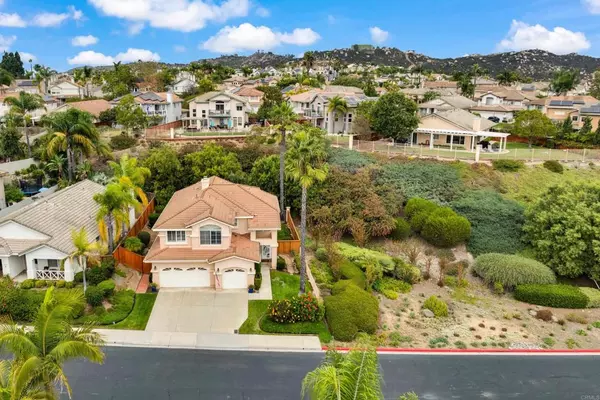 Escondido, CA 92026,2334 Canyon View Glen