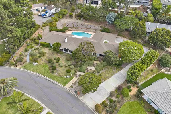 Carlsbad, CA 92008,3190 Falcon DR