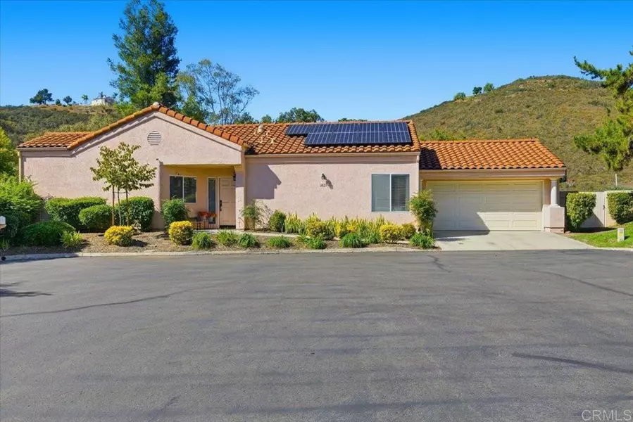 1827 Congressional, Escondido, CA 92026