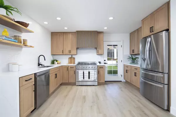 San Diego, CA 92111,4870 Mount Armour DR