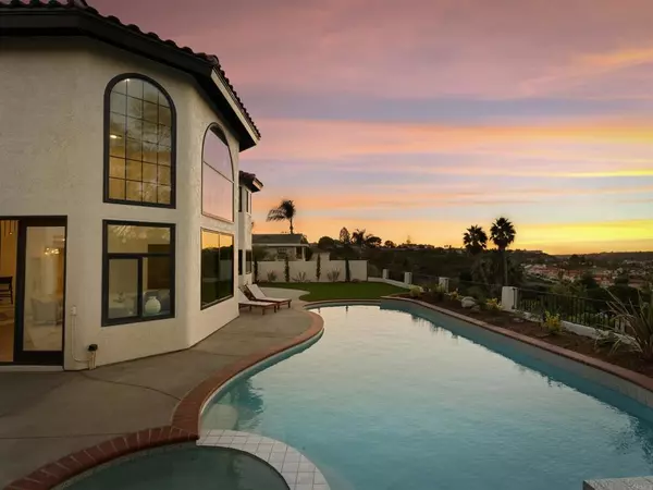 3010 Cadencia ST, Carlsbad, CA 92009