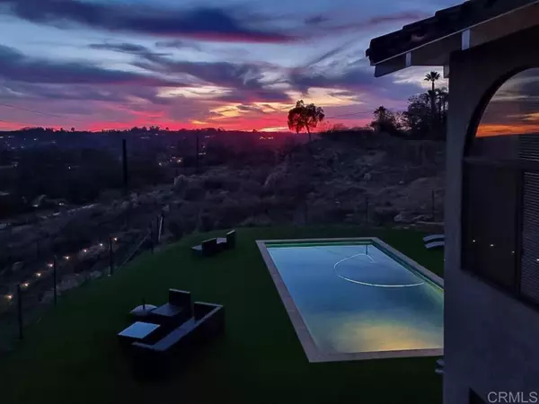 Rancho Santa Fe, CA 92067,7087 Rancho Santa Fe View CT