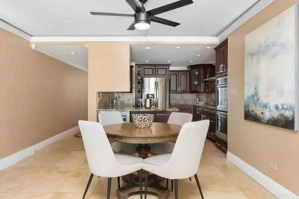 Oceanside, CA 92054,1200 Harbor DR N #15B