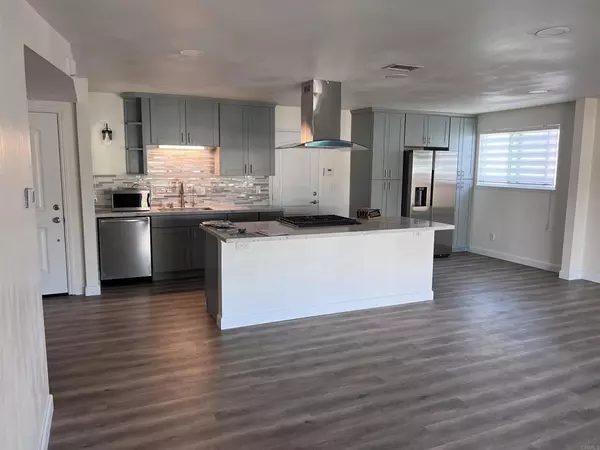 San Diego, CA 92111,3525 Ames St