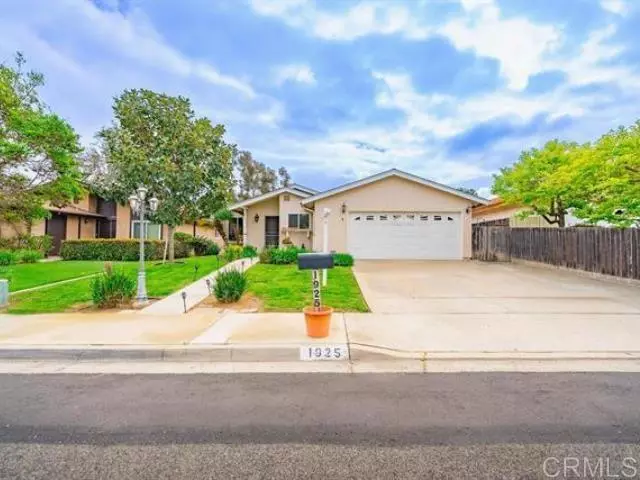 1925 Rock Springs RD, San Marcos, CA 92069