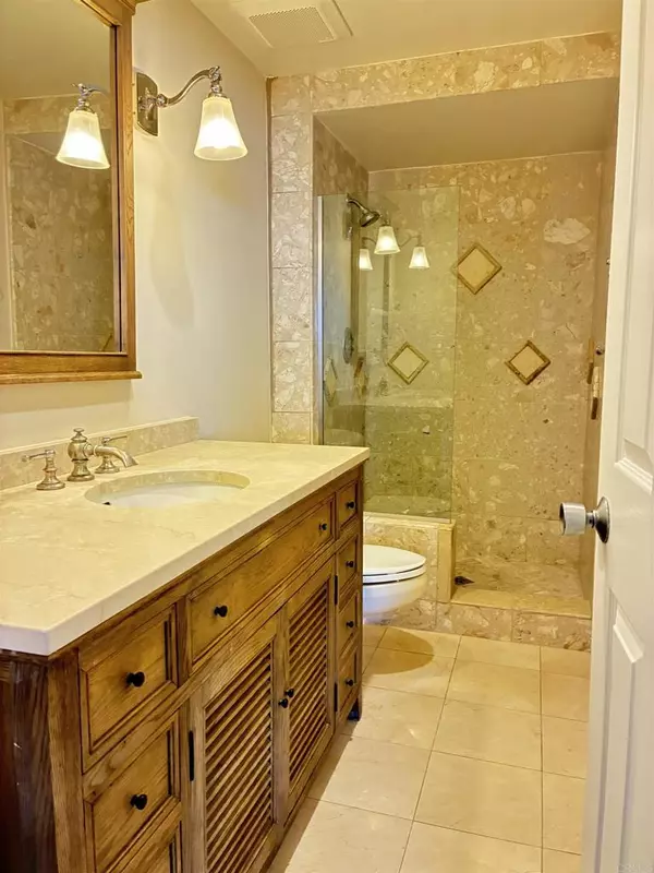 Del Mar, CA 92014,1562 CAMINO DEL MAR #440