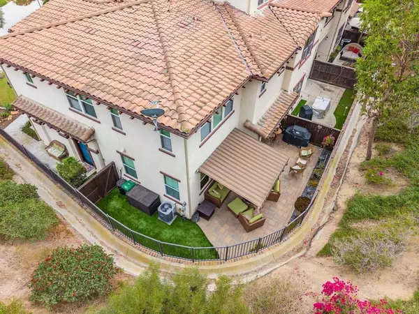 Carlsbad, CA 92009,6901 Tourmaline PL