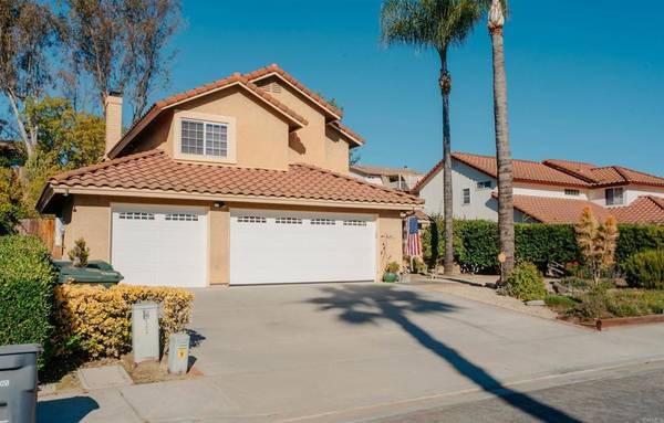 Escondido, CA 92026,1715 Las Palmas LN