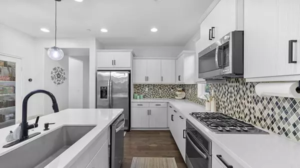 San Marcos, CA 92069,560 Moonlight DR