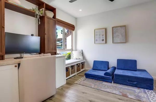 Escondido, CA 92026,228 Crestview Glen