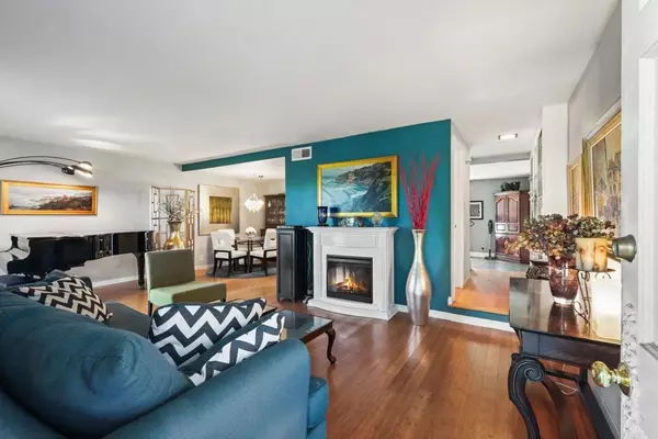 Cypress, CA 90630,10144 Bloomfield AVE