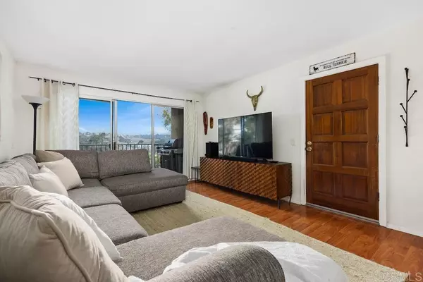 Carlsbad, CA 92008,2336 Hosp WAY #314