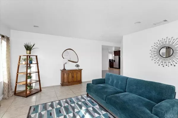 Corona, CA 92881,19065 Envoy Ave