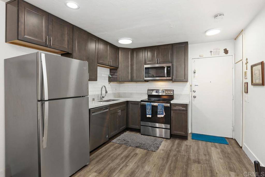 San Diego, CA 92104,3776 Alabama ST #116