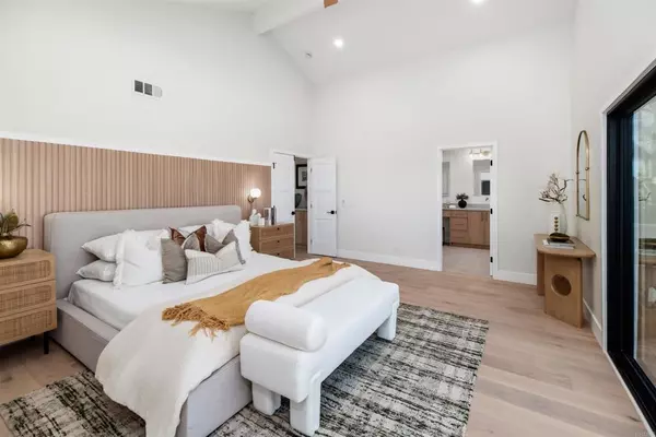 Carlsbad, CA 92009,2568 Abedul ST