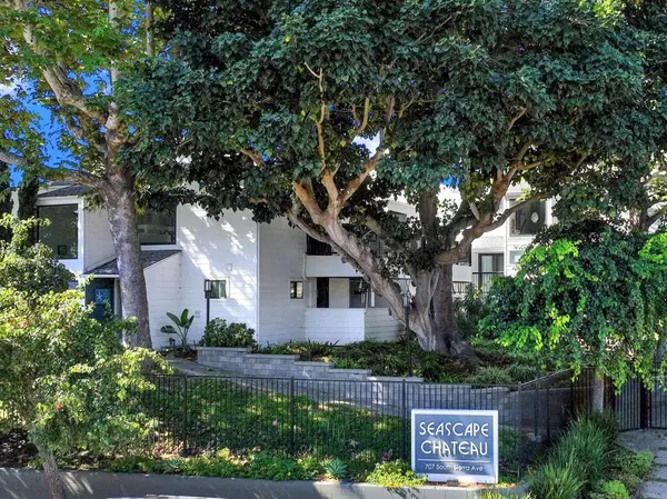 Solana Beach, CA 92075,707 S Sierra AVE #14
