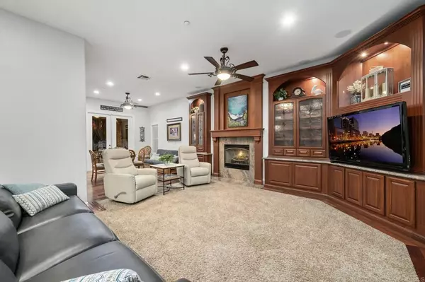 Escondido, CA 92025,2270 Summit DR