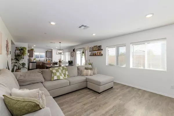 Hemet, CA 92543,1432 Carolina CT