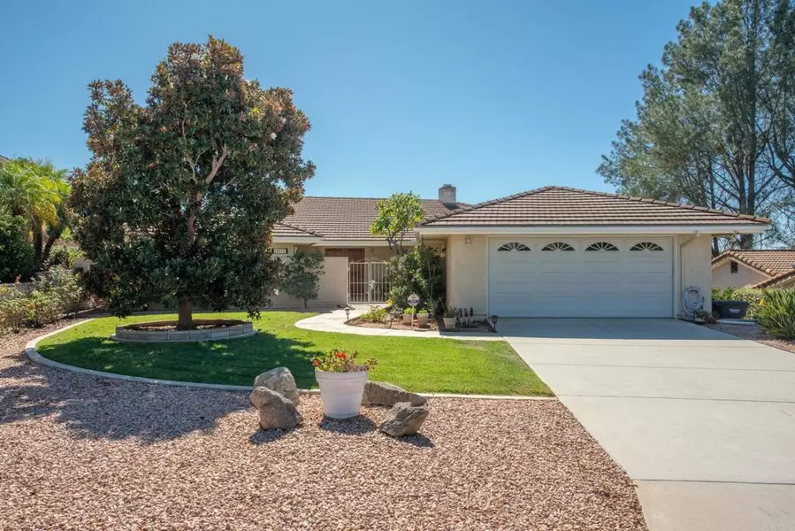 10951 Rim RD, Escondido, CA 92026