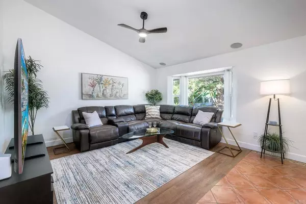 Vista, CA 92083,1532 Olive AVE