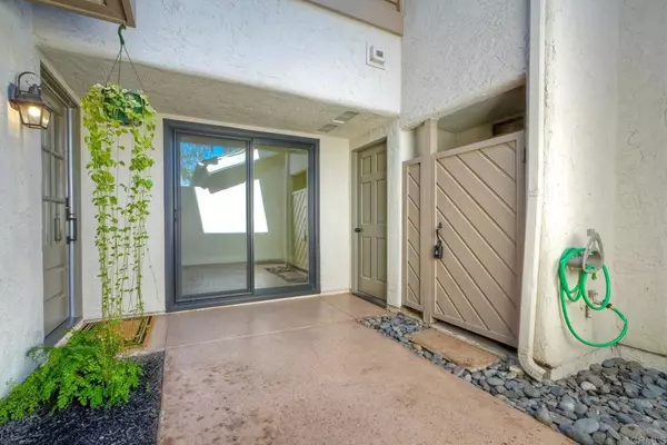 Rancho Santa Fe, CA 92091,4051 Avenida Brisa