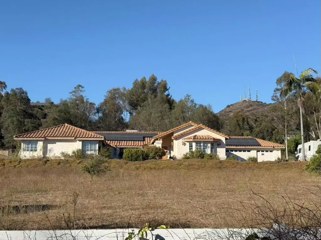 Fallbrook, CA 92028,1007 Capra WAY