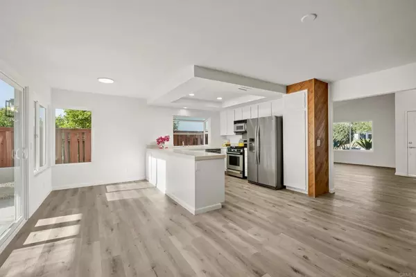 La Mesa, CA 91941,11017 Via Merida