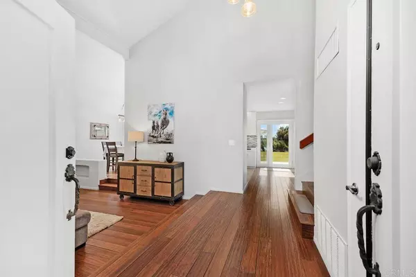 Encinitas, CA 92024,1931 Hummock LN