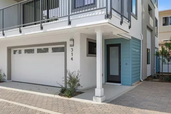 Carlsbad, CA 92008,314 Chinquapin AVE