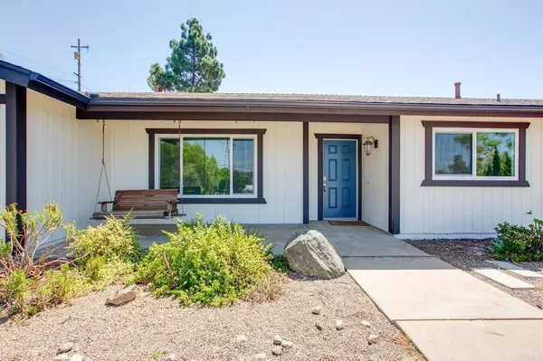 Vista, CA 92084,325 Estrelita DR