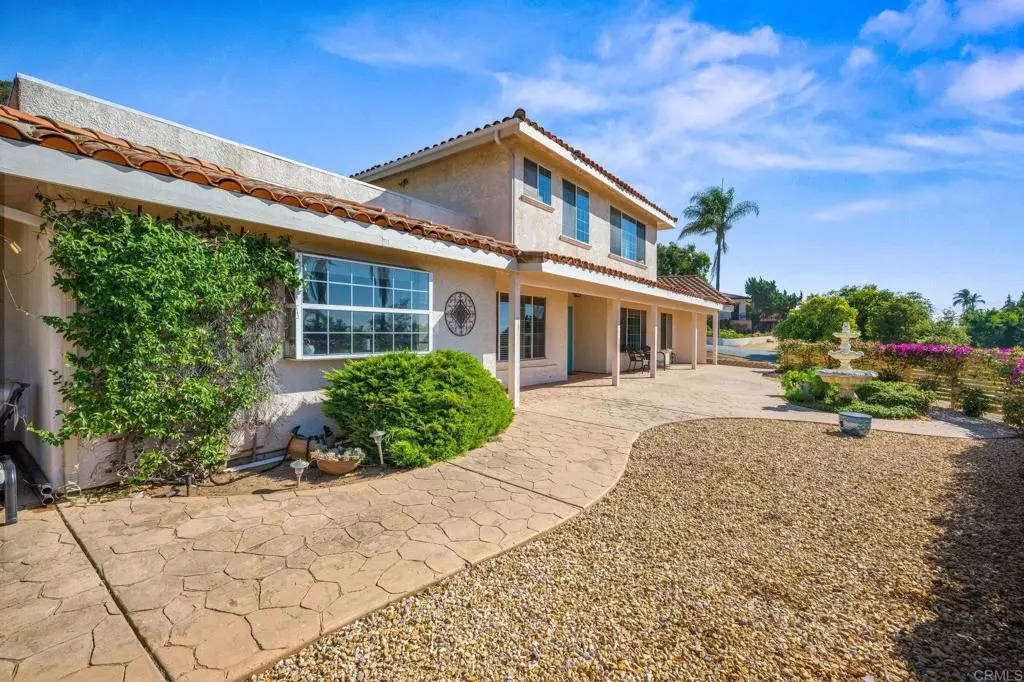 Vista, CA 92084,330 Skyline DR