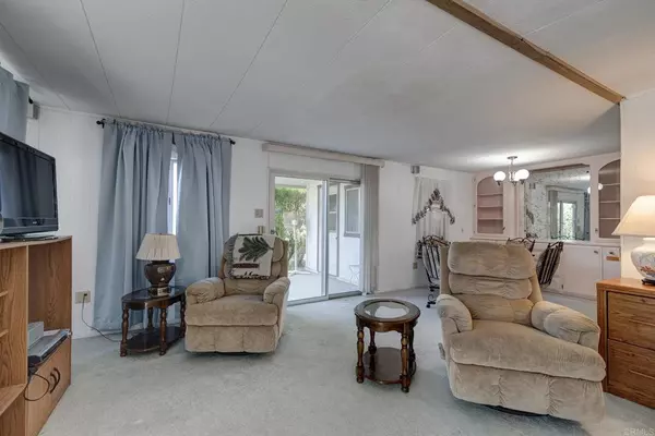 Borrego Springs, CA 92004,1010 Palm Canyon #32