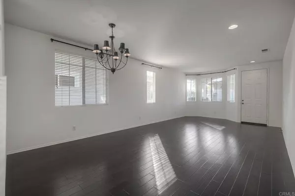 Carlsbad, CA 92011,116 Breakwater RD