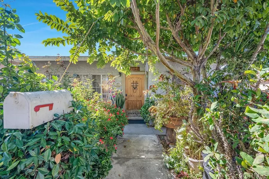 927 S Eucalyptus Ave, Inglewood, CA 90301