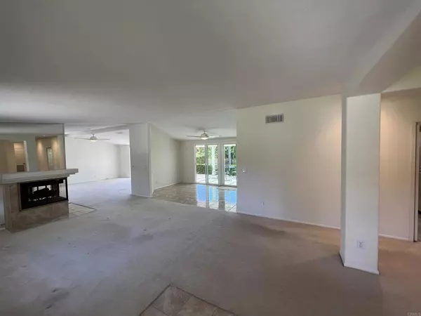 Vista, CA 92084,1602 Warmlands AVE