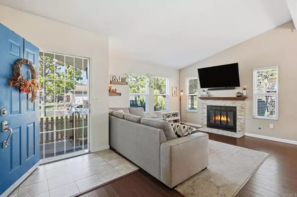 Vista, CA 92084,2112 Savona Ct